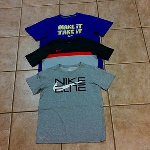 Bundle sale ‼️ Nike boys shirts size Large